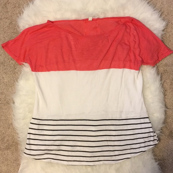 Pink Colorblock Top - Picture 2 of 4
